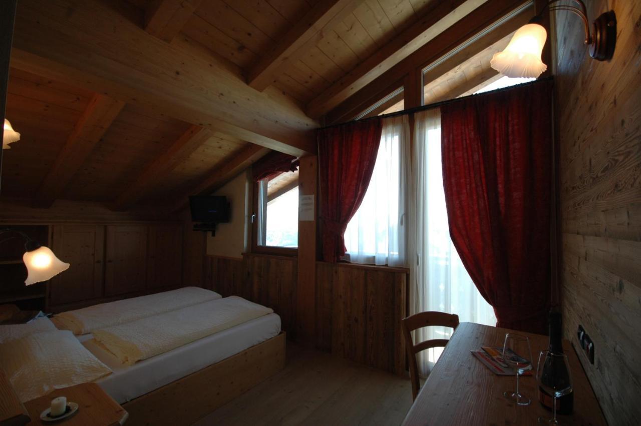 Hotel La Tea Livigno Exterior photo